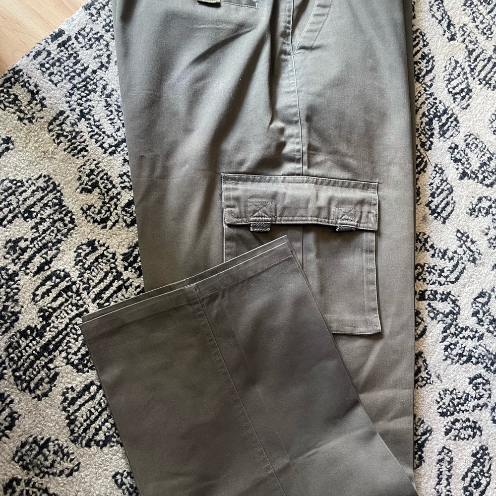 Men's Classic Gray Cargo Pants